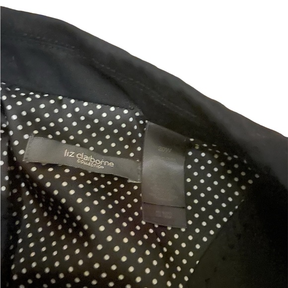 Black Liz Claiborne button up blazer - Picture 5 of 5